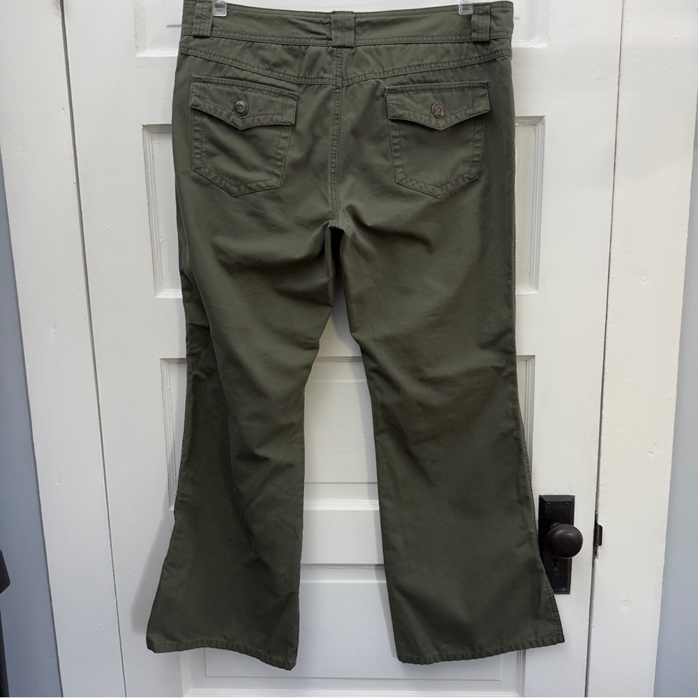 Low Rise Flare Patch Pocket Pants Old Navy Women’s 16 Olive - Picture 6 of 14